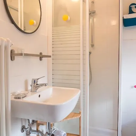 The Rent - Studio Nearby Sant'agostino Metro * Mailand